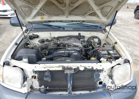 2004 Toyota Tundra z USA, uszkodzony, nr VIN 5TBJN32184S444218